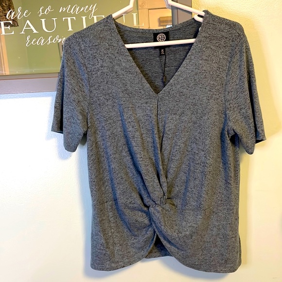 3/$18. 🌼NWT Bobeau knit top twist front size S petite - Picture 10 of 11
